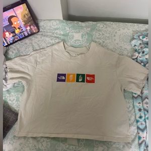 The North Face Women’s XL cropped T-Shirt